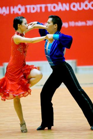 Hanoi open '10 Van Khuyen Hai Yen Rumba