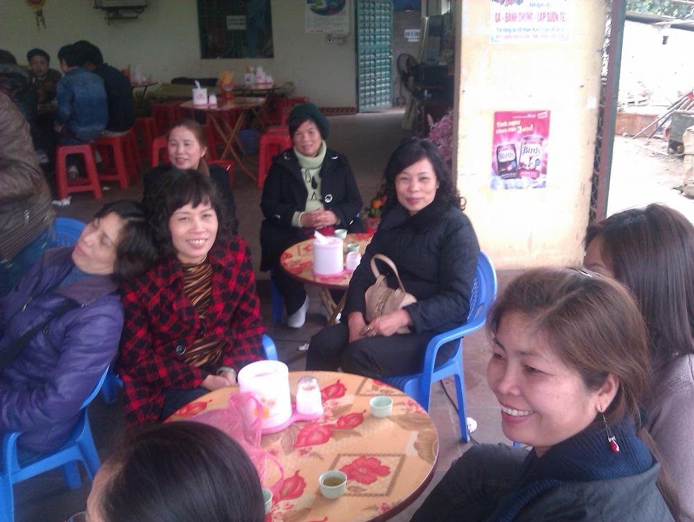 CLB đi Lạng Sơn 2011 (vừa ăn trưa xong)