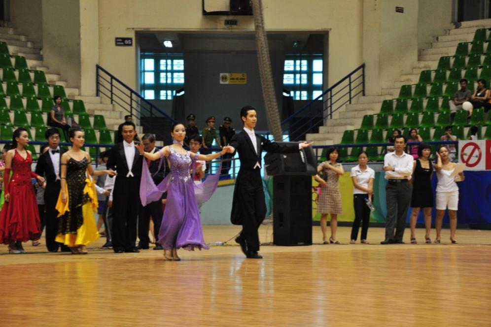 Bên lề sàn dấu (8)